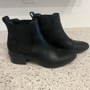 Steve Madden Bootie